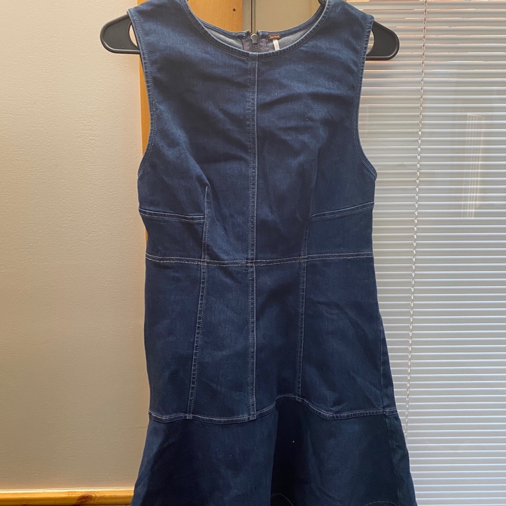 Free people denim dress size 2 never worn